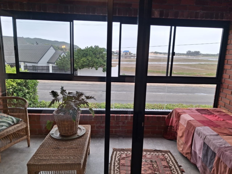 To Let 3 Bedroom Property for Rent in Groot Brakrivier Central Western Cape